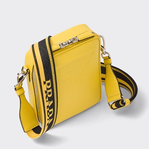 プラダ◆サフィアーノレザー ショルダーバッグ 偽物 ロゴ入り 2VH1542F